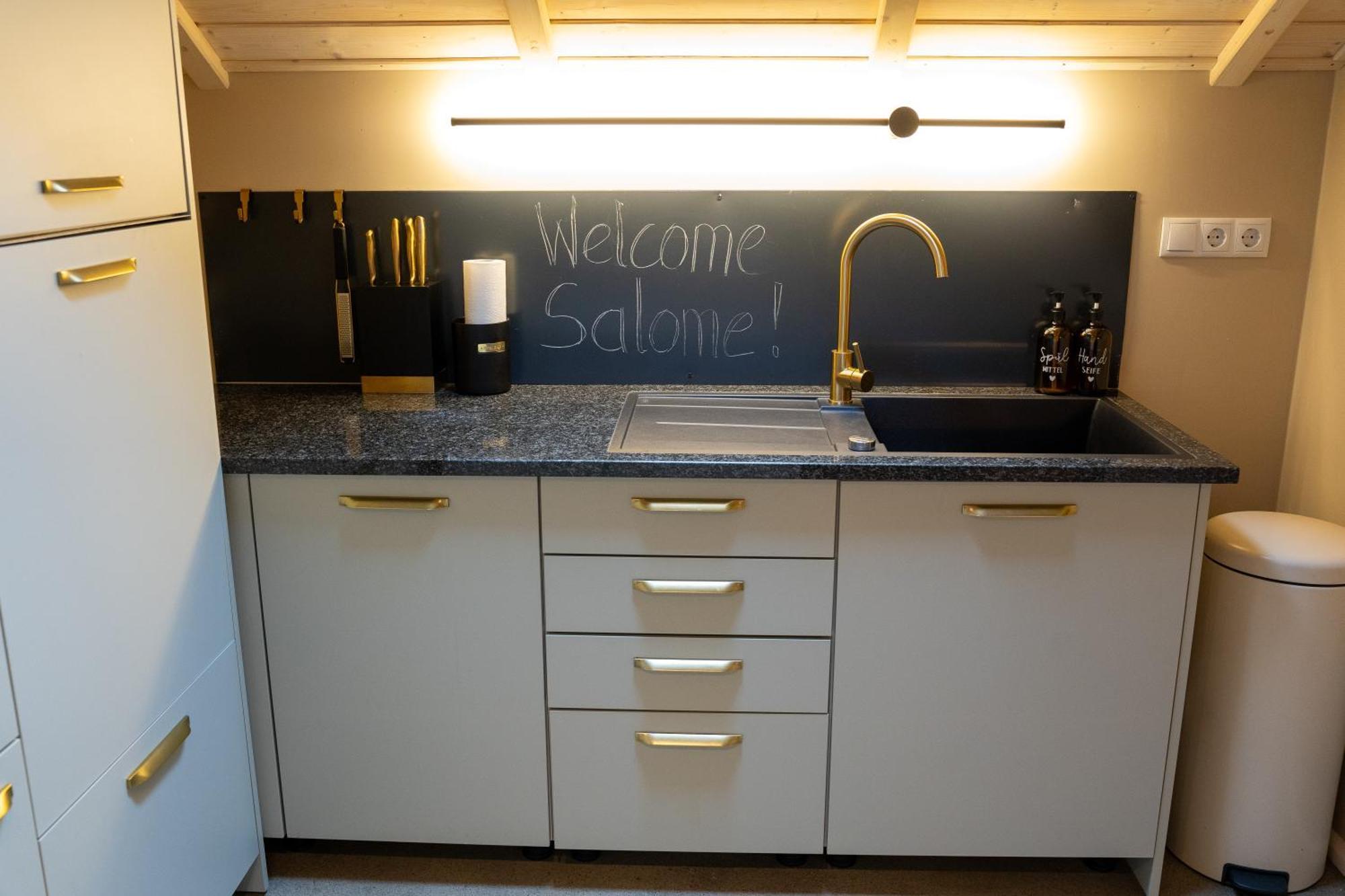 Homemade Apartament *